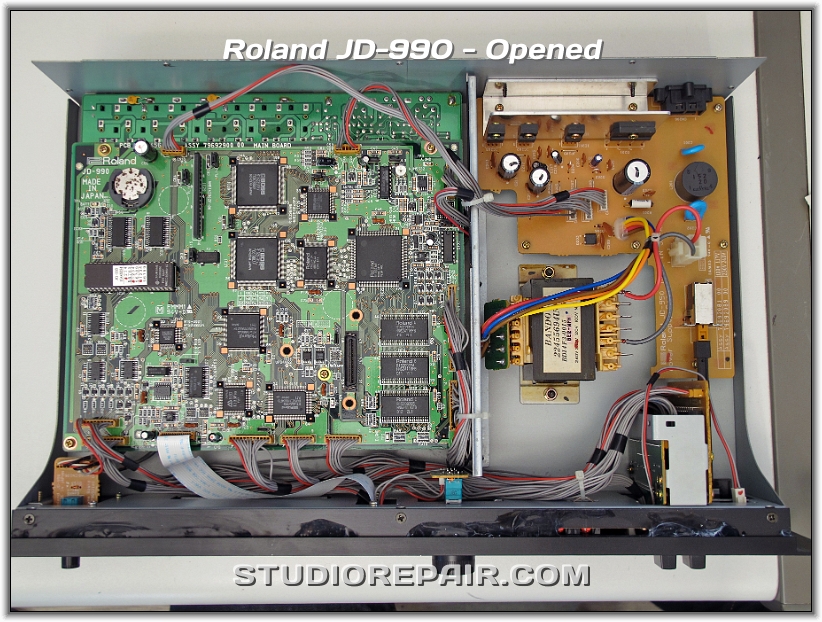 STUDIO REPAIR - Roland JD-990 - Opened