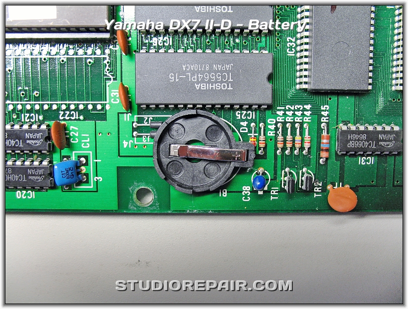de guiden blad STUDIO REPAIR - Yamaha DX7 II-D - Battery