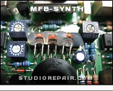 MFB-SYNTH - Transistor Array * Underneath the hot glue lies a transistor array of the VCO section