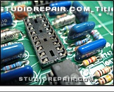 Oberheim Xpander - IC Socket * Worn-out Curtis-Chip Socket