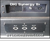DKI Synergy II+ - Mains / MIDI * …